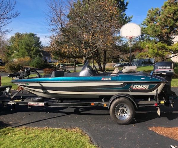 Stratos Boats For Sale in Massachusetts by owner | 1995 Stratos 268V